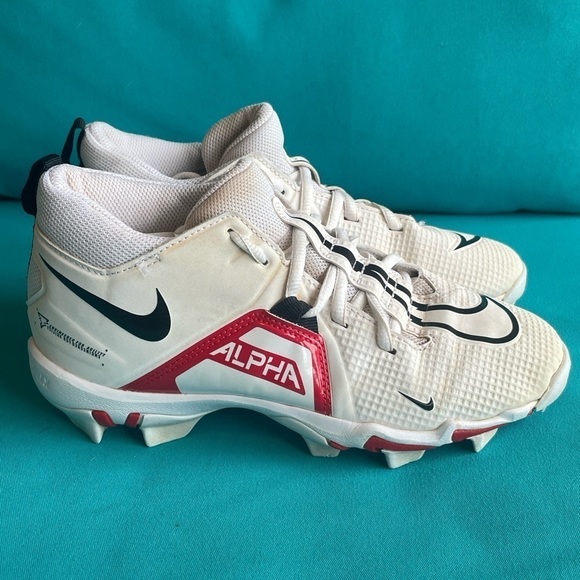 Kids Nike Alpha Menace 3 football cleats size 4.5Y - Picture 1 of 7